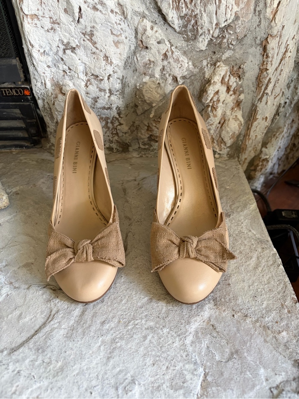 Gianni Bini Beige Bow Pumps